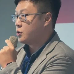 講師 Alex Hsieh 大頭照